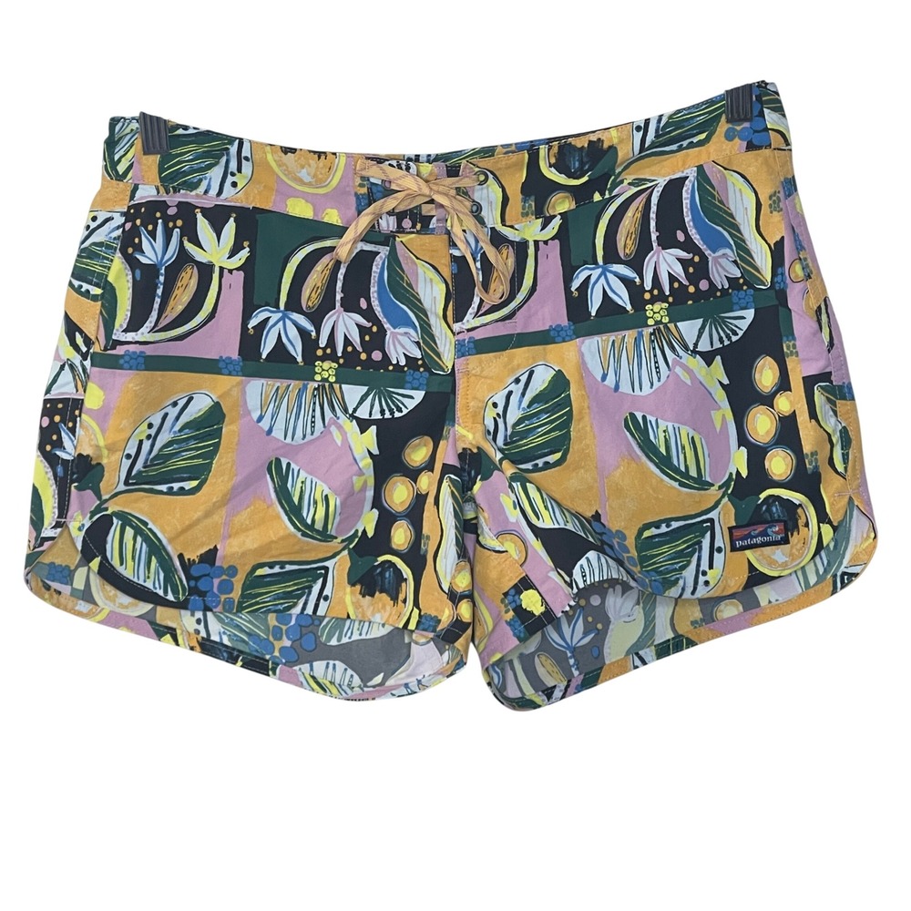 Patagonia Recycled Fishing Nets Board Shorts Women Size 8 Tropical Floral Print
